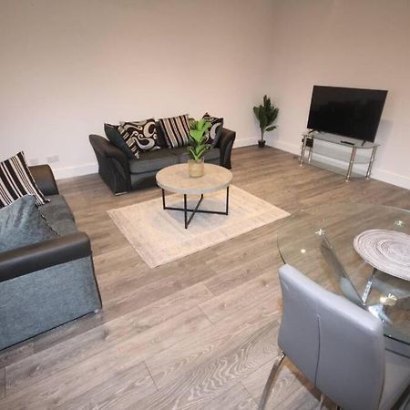 Great West Road Apartments Flat D London Eksteriør bilde