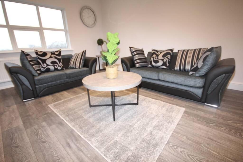 Great West Road Apartments Flat D London Eksteriør bilde