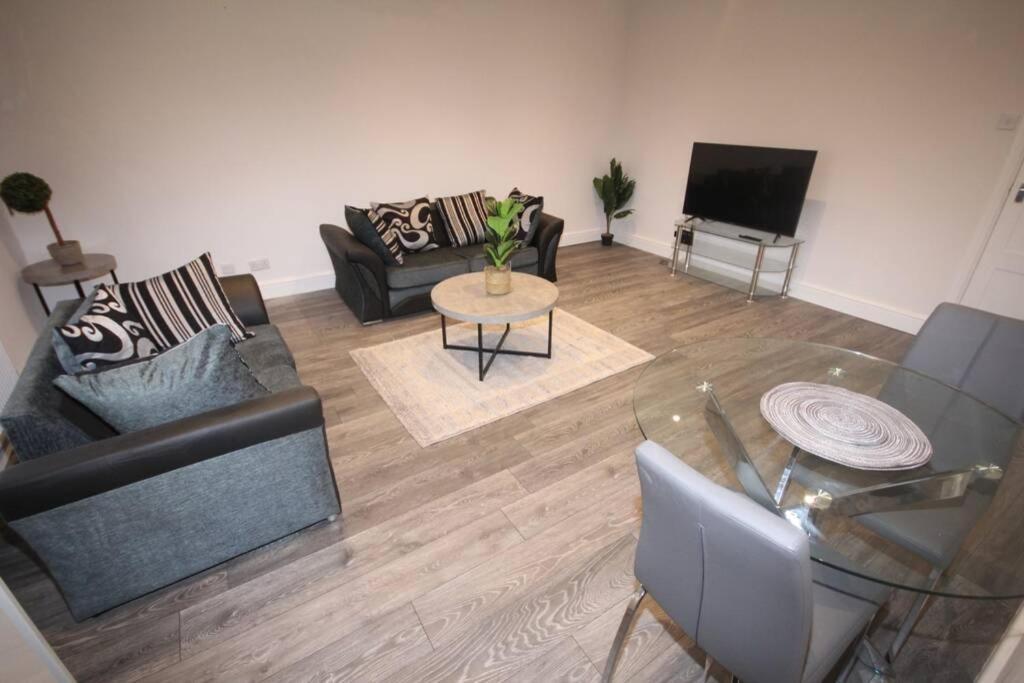 Great West Road Apartments Flat D London Eksteriør bilde