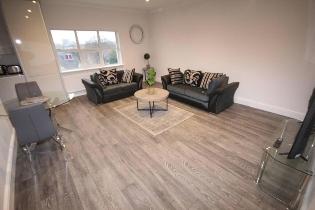 Great West Road Apartments Flat D London Eksteriør bilde